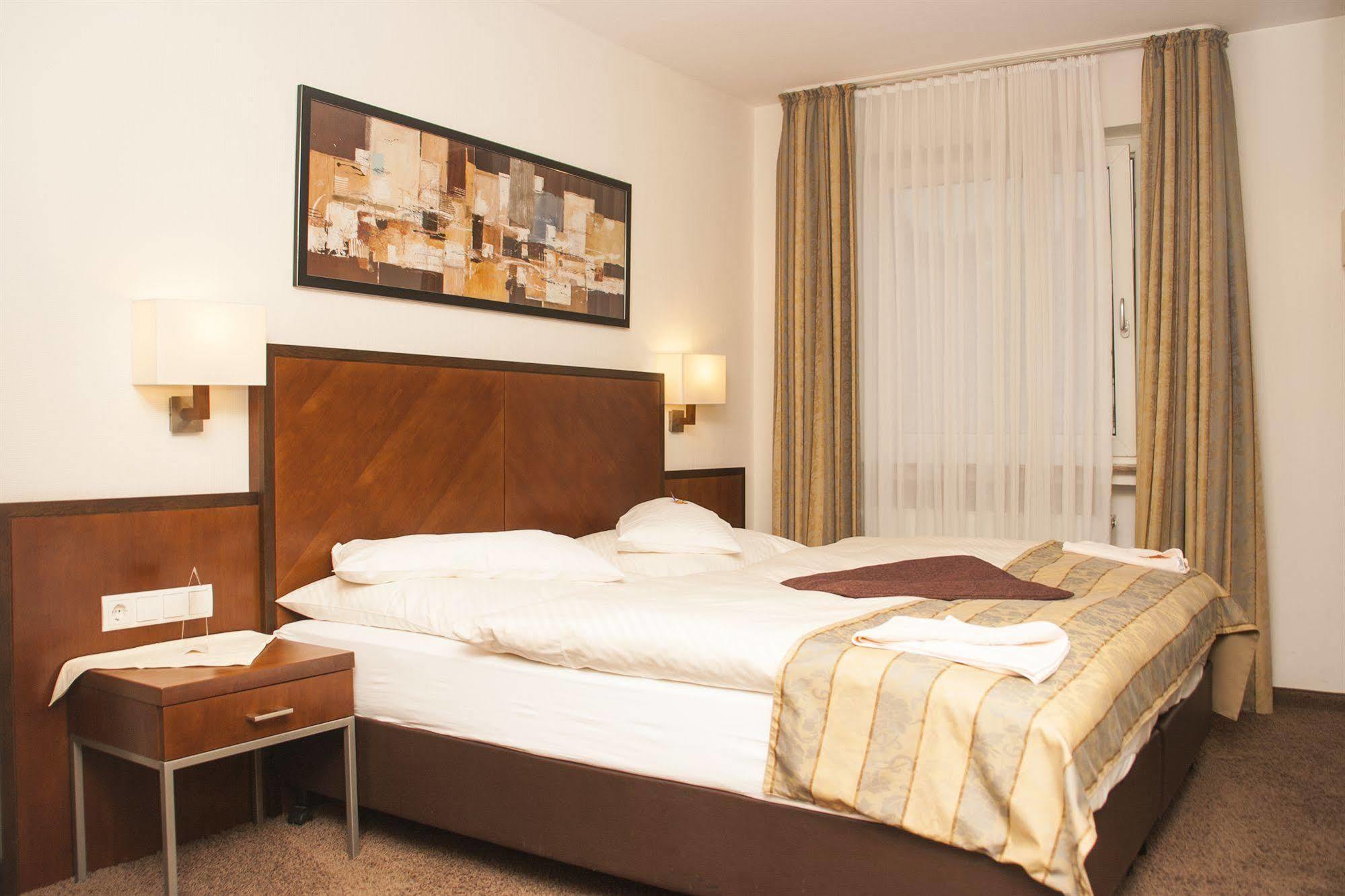 Hotel Zum Adler Bona Exterior foto